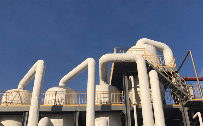 三效蒸發(fā)器實(shí)拍 三效蒸發(fā)器實(shí)拍